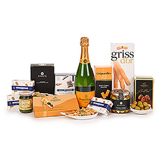 The ultimate in style and taste, this Veuve Clicquot and gourmet food gift is perfect for your most important clients, weddings, birthdays, and as an unforgettable Christmas gift for Europe.