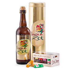 Surprise your friends with the ultimate gift idea for Belgian beer and chocolate aficionados: Brugse Zot Blond presented with delicious beer-filled chocolates!