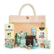 Make the tea lover in your life very happy with this wonderful tea gift. We handpack a delightful collection of luxury tea and sweets into a handy eco-friendly tote bag. It's the perfect gift idea for Mother's Day, birthdays, and corporate gifts.