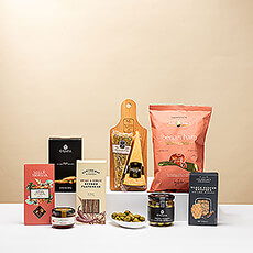 A fine selection of gourmet cheese, crunchy cracker and wafers, salted crisps and peanuts, delicious pesto accompanied with tasty picos, all wrapped in an elegant gift box make the ultimate gourmet gift for true food lovers.