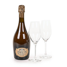Gift a unique aperitif! Go for a prestigious champagne beer DeuS Brut Des Flanders Cuvée Prestige. A delicious golden-blond strong beer, brewed in Belgium and aged in the Champagne region for a unique effervescence and airy head. This rare beer gift also offers two beautiful champagne glasses to serve the sparkling beer in.
