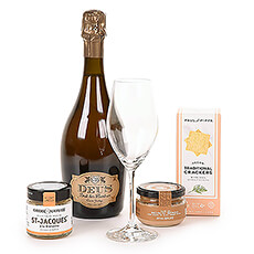 Gift a unique aperitif! Go for a prestigious champagne beer DeuS Brut Des Flanders Cuvée Prestige. A delicious golden-blond strong beer, brewed in Belgium and aged in the Champagne region for a unique effervescence and airy head. Perfect to be paired with the artisan dill crackers, Iberico paté and rilette. This rare beer gift also offers two beautiful champagne glass to serve the sparkling beer in.
