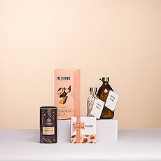 Treat your favorite chocolate lover to the perfect combination of luxury Whittard British hot chocolate, decadent Neuhaus Belgian chocolate, and Wellmark bath spa treatments. Whether it is for a birthday, Mother's Day, or a new baby, it's the ideal gift for anyone who could use some time to relax and recharge.