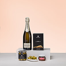 What could be better than enjoying a glass of Champagne with gourmet savory snacks? Lenoble Brut Champagne is paired with savory European snacks for the perfect gift.