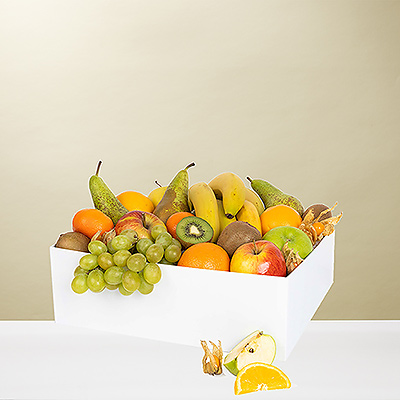 This seasonal classic, a combination of fresh fruit is always a very welcome gift.