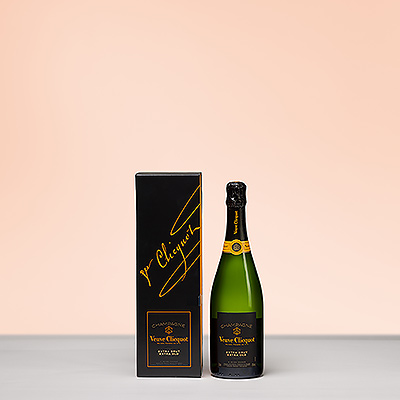Veuve Clicquot Extra Brut Extra Old is an ultra-premium Champagne with an unparalleled silky smooth taste and intensity, composed exclusively of the legendary House's acclaimed reserve wines. Double aged for a perfect aromatic balance, this wine is fresh, complex, and features exceptionally fine bubbles.
