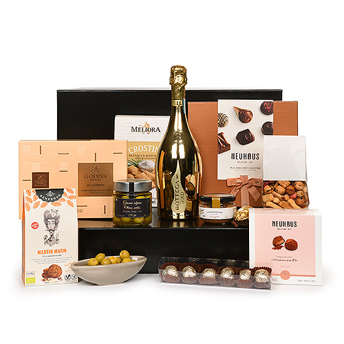 Ultimate Gourmet Box with Bottega Gold Prosecco Spumante