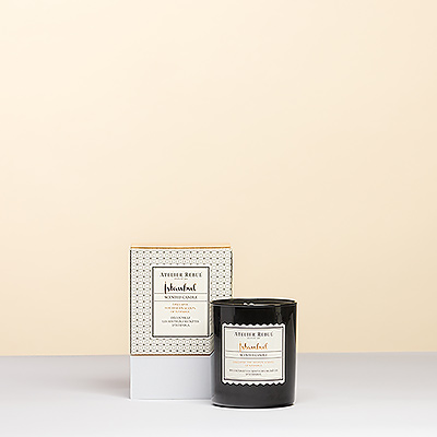 Tauchen Sie ein in das exotische Erlebnis des Gewürzbasars mit dieser luxuriösen Istanbul-Duftkerze der französischen Kultmarke Atelier Rebul.