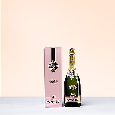 Pommery Apanage Rosé is a beautiful pale pink Champagne that highlights the finesse of its bubbles. Created from the finest vintages of the House, this rosé has lovely aromas of red currants, raspberries, and woodland strawberries with notes of crisp green apples.