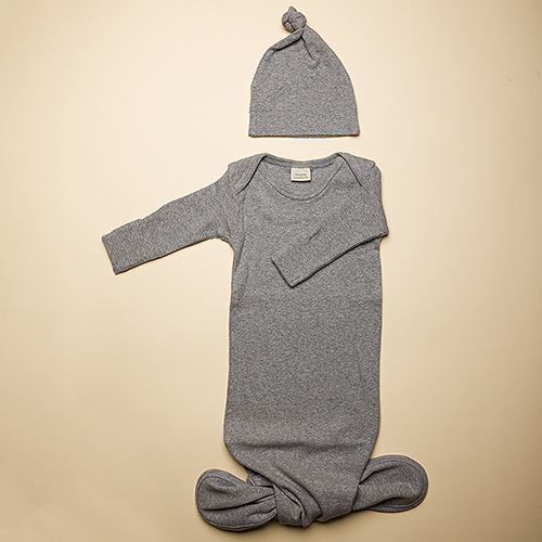 Mushie Baby Gown & Beanie - Gray