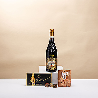 El rico maridaje de un vino tinto rubí italiano con chocolates belgas de lujo es algo que no debe perderse. Descubra los placeres del chocolate Neuhaus con leche fresca, chocolate negro y chocolate blanco, obras maestras intemporales, y las trufas y perlas Godiva.