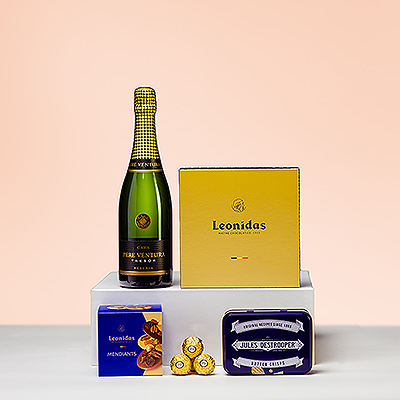 There is no better pick-me-up than the delightful combination of sparkling wine and sweet Belgian treats. Give someone's day a lift with this festive Cava, chocolates, and biscuits gift.