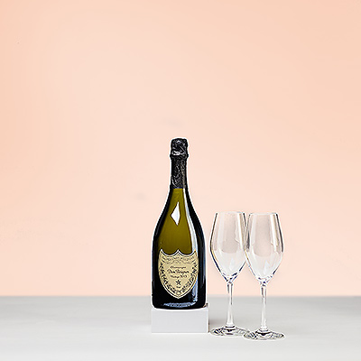 Dom Pérignon Champagne is the height of luxury, elegance, and sophistication. In this very special gift, we have paired the exquisite Champagne with a pair of Schott Zwiesel Champagne glasses. It makes an ideal gift for weddings, anniversaries, and other memorable occasions.