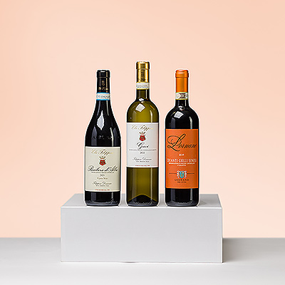 Regale a alguien especial esta experiencia de cata de vinos italianos compuesta por dos botellas de vino tinto y una de vino blanco.