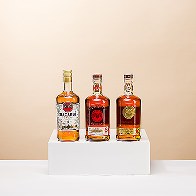 Entdecken Sie, was die Fassreifung in der warmen karibischen Sonne mit Rum anstellen kann. Dieses Trio feiner Bacardí-Rums demonstriert den einzigartigen Geschmack von vier, acht und zehn Jahre gereiften Rums.