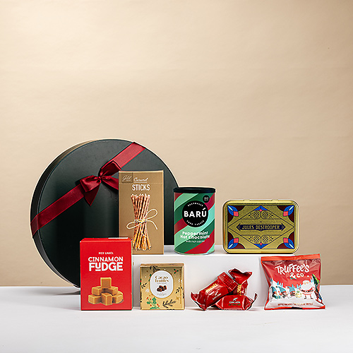 Chocolate caliente, té y dulces navideños