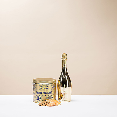 This is a beautiful gift idea for any occasion: a stunning golden bottle of Bottega Prosecco presented with a golden round gift tin with delicious Jules Destrooper biscuits.