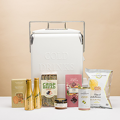 Picnic with Non-Alcoholic Bubbels