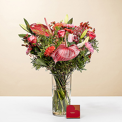 Trendy Valentine's Day Bouquet with Neuhaus Chocolates