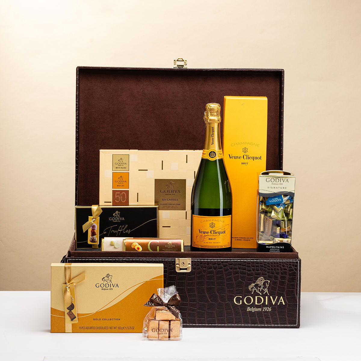 veuve clicquot signature