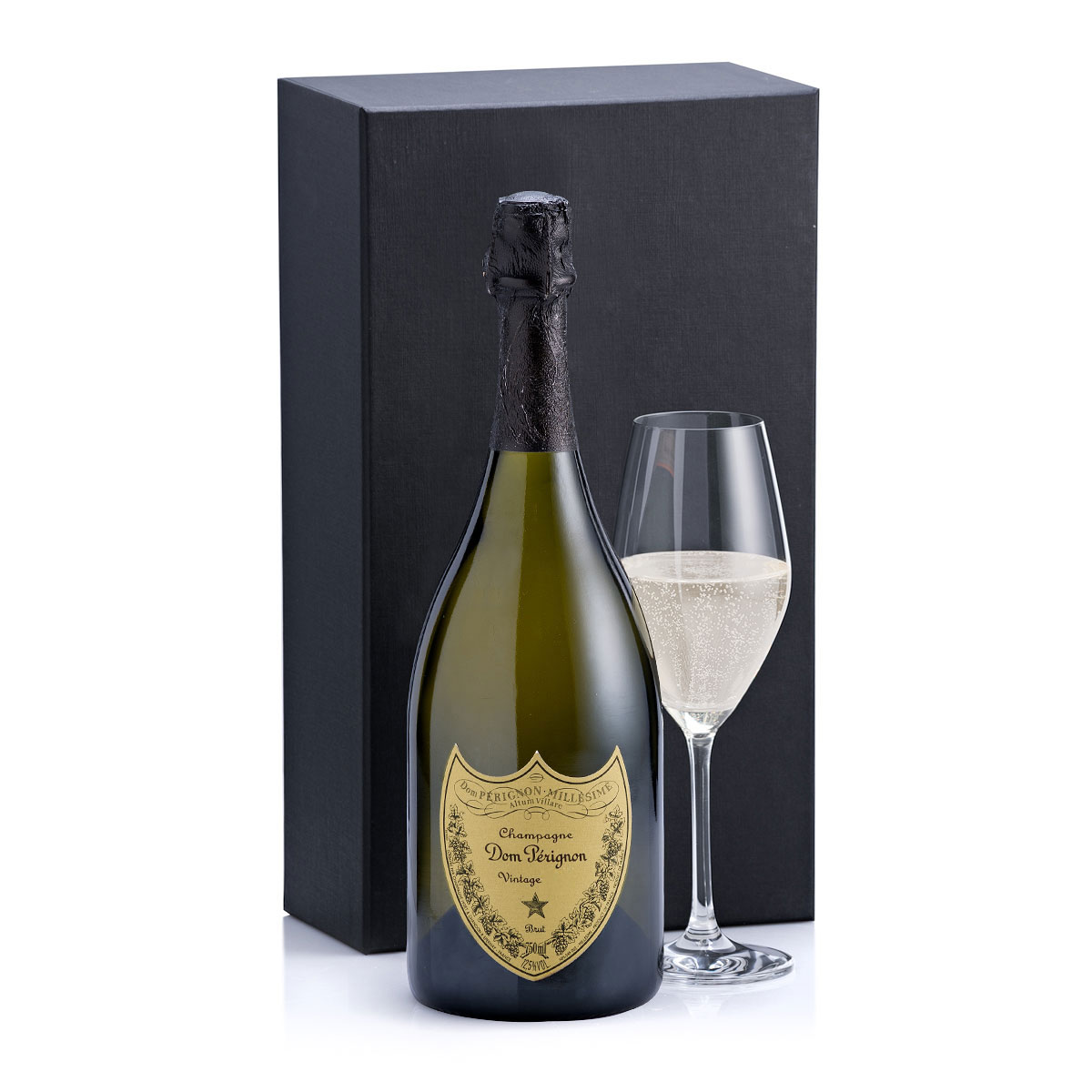 Champagne Dom Pérignon & 1 Glass Delivery in Belgium by GiftsForEurope